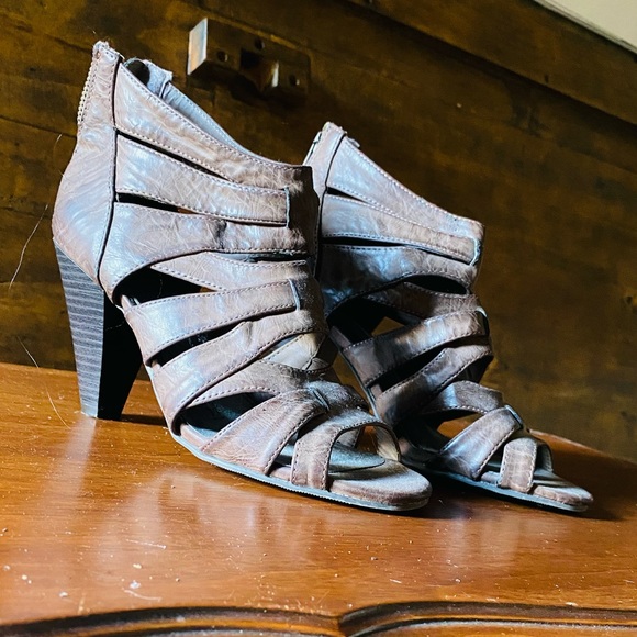 New Dimension - Picture 3 of 3